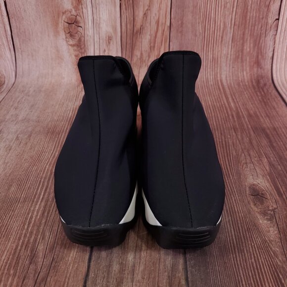 iRi NYC Womens Size 5.5 WES Black Outline Low Top Sneaker - Picture 4 of 15